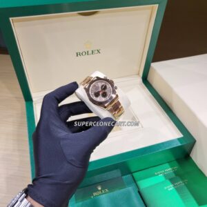 Swiss-made replica Rolex Daytona with 4131 clone automatic movement and Everose gold case