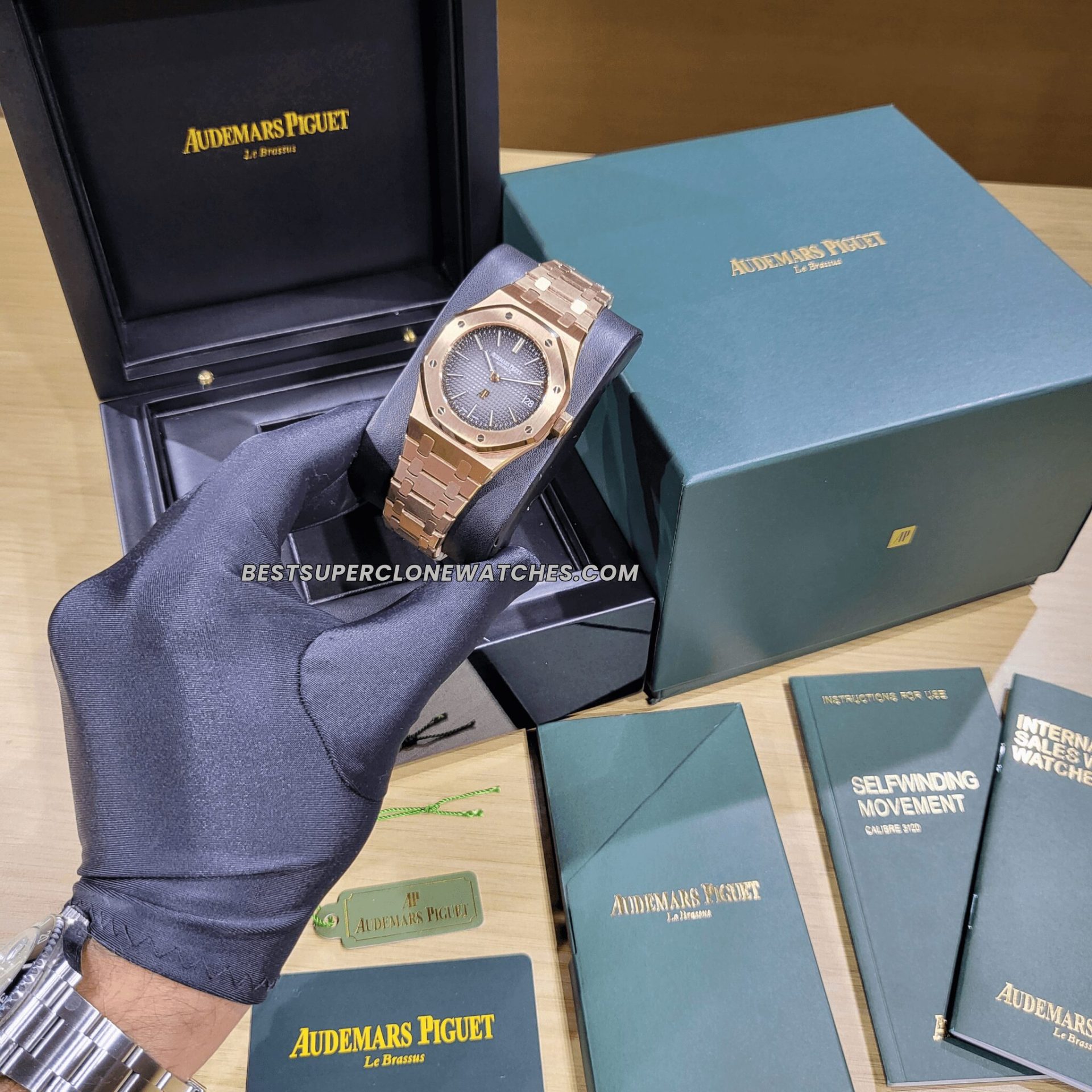 Swiss super clone Audemars Piguet 16202OR with gradient grey dial and polished rose gold finish
