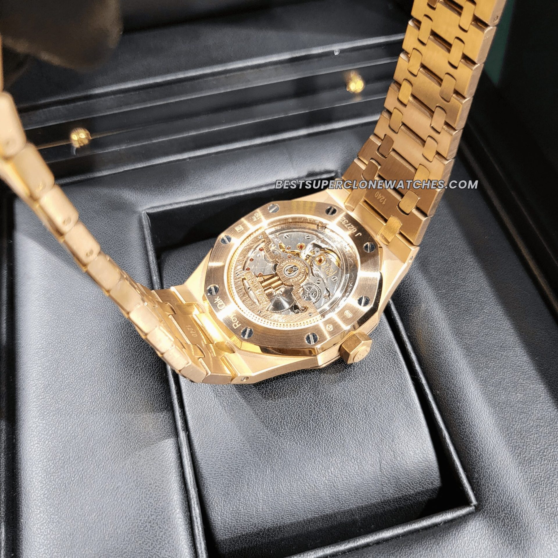 Replica Audemars Piguet Royal Oak Jumbo Extra-Thin in rose gold with smoked grey dial