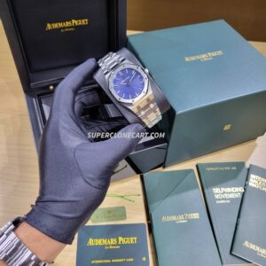 High-quality replica Royal Oak 15510ST showcasing blue “Grande Tapisserie” pattern