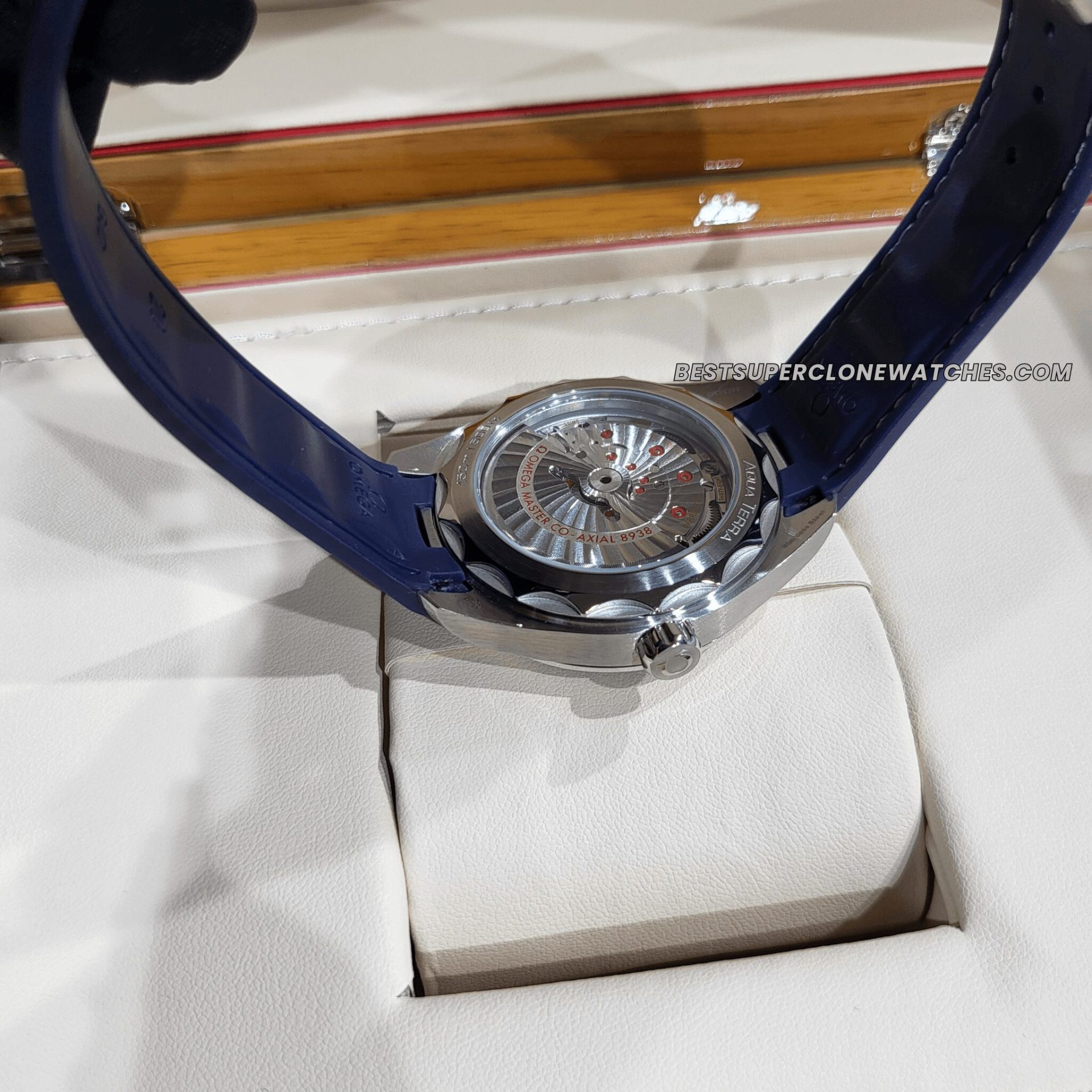 omega seamaster rubber strap clone watch