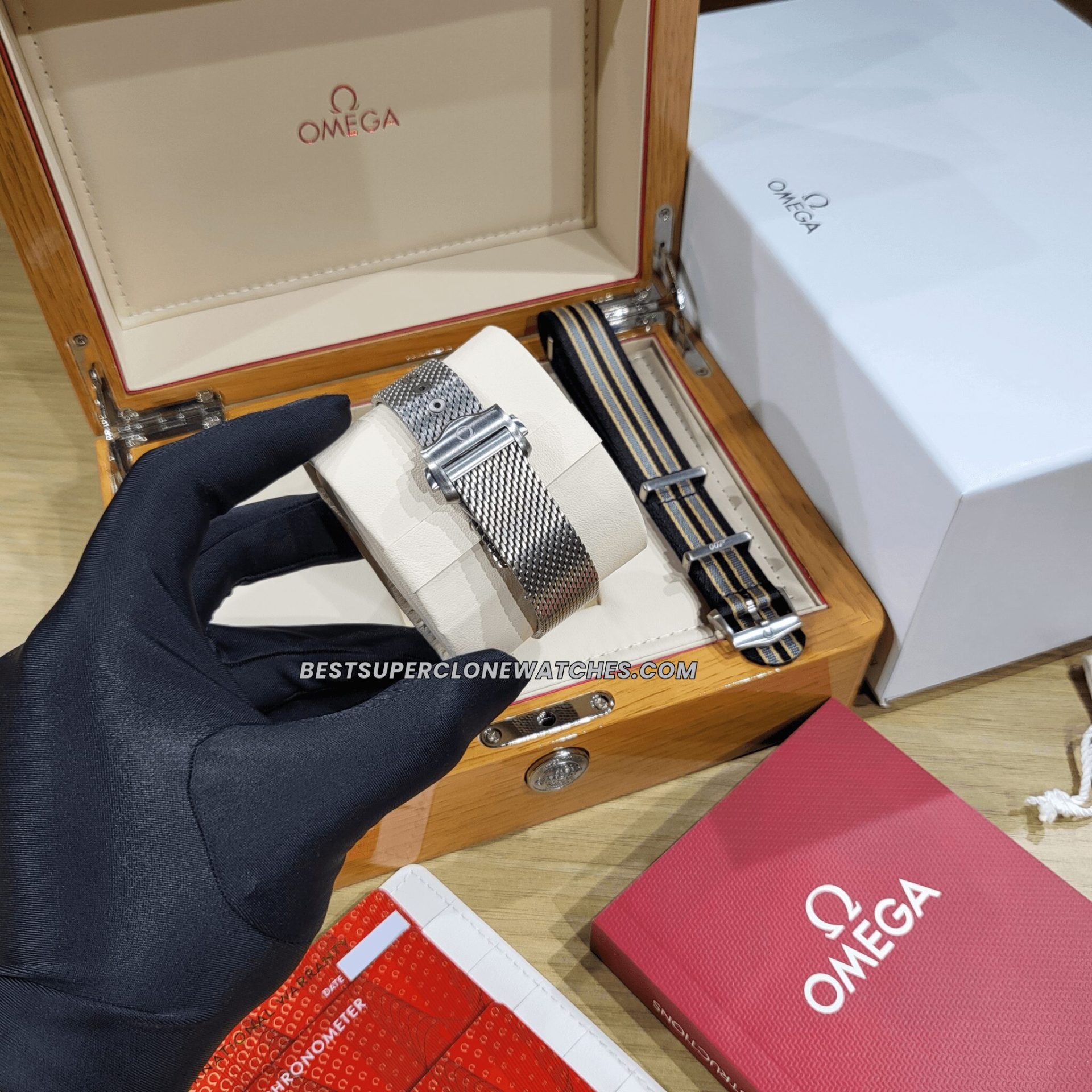 high quality fake Omega Seamaster 007
