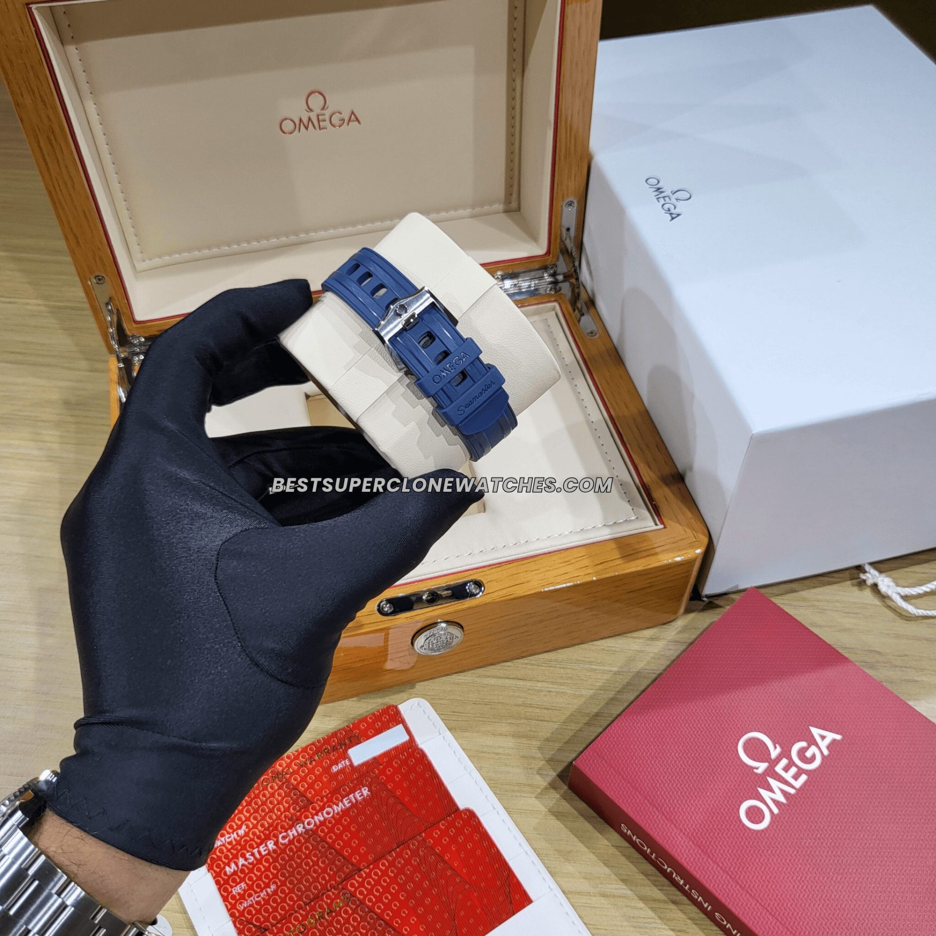 omega seamaster steel rubber strap clone