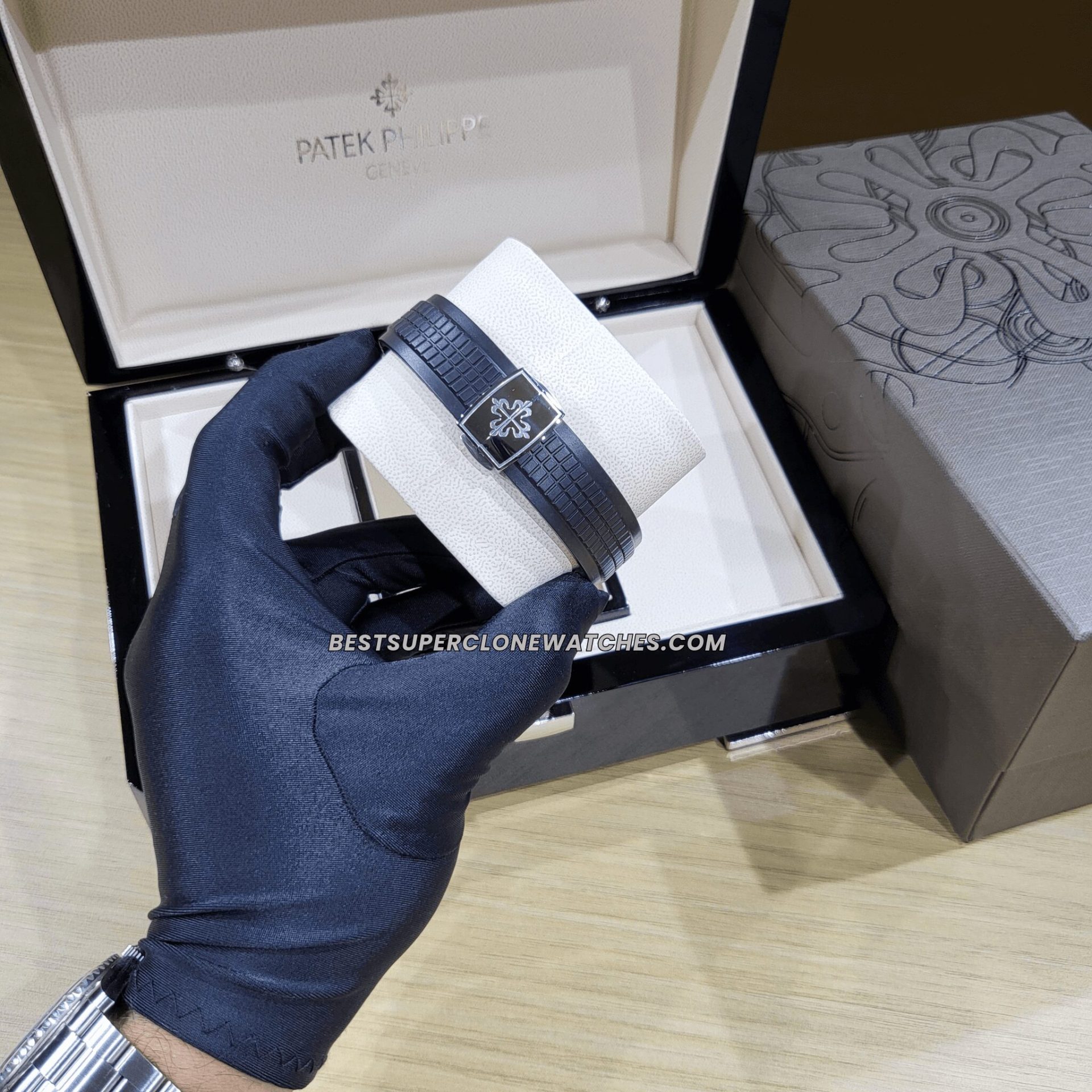 patek philippe aquanaut replica watch