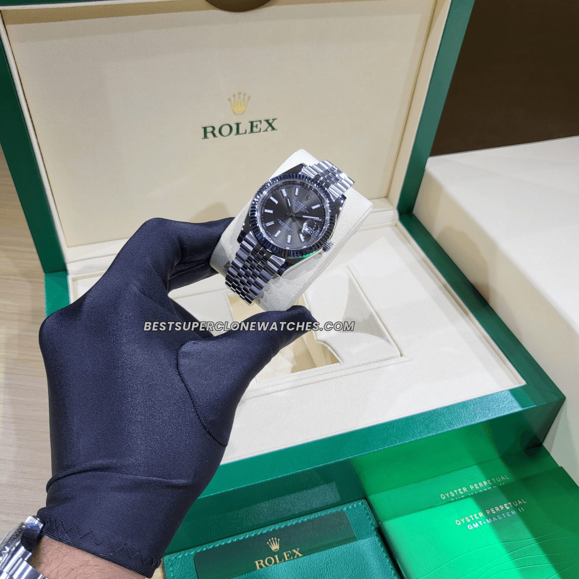Swiss super clone Rolex Datejust 126334 with Oystersteel, white gold, and striking black dial design