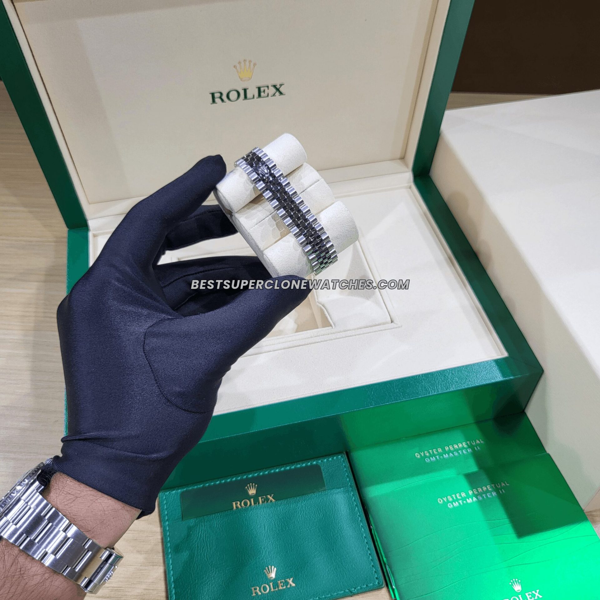 Replica Rolex Datejust 278274 White Gold Diamonds Set White Mother-of-Pearl Dial