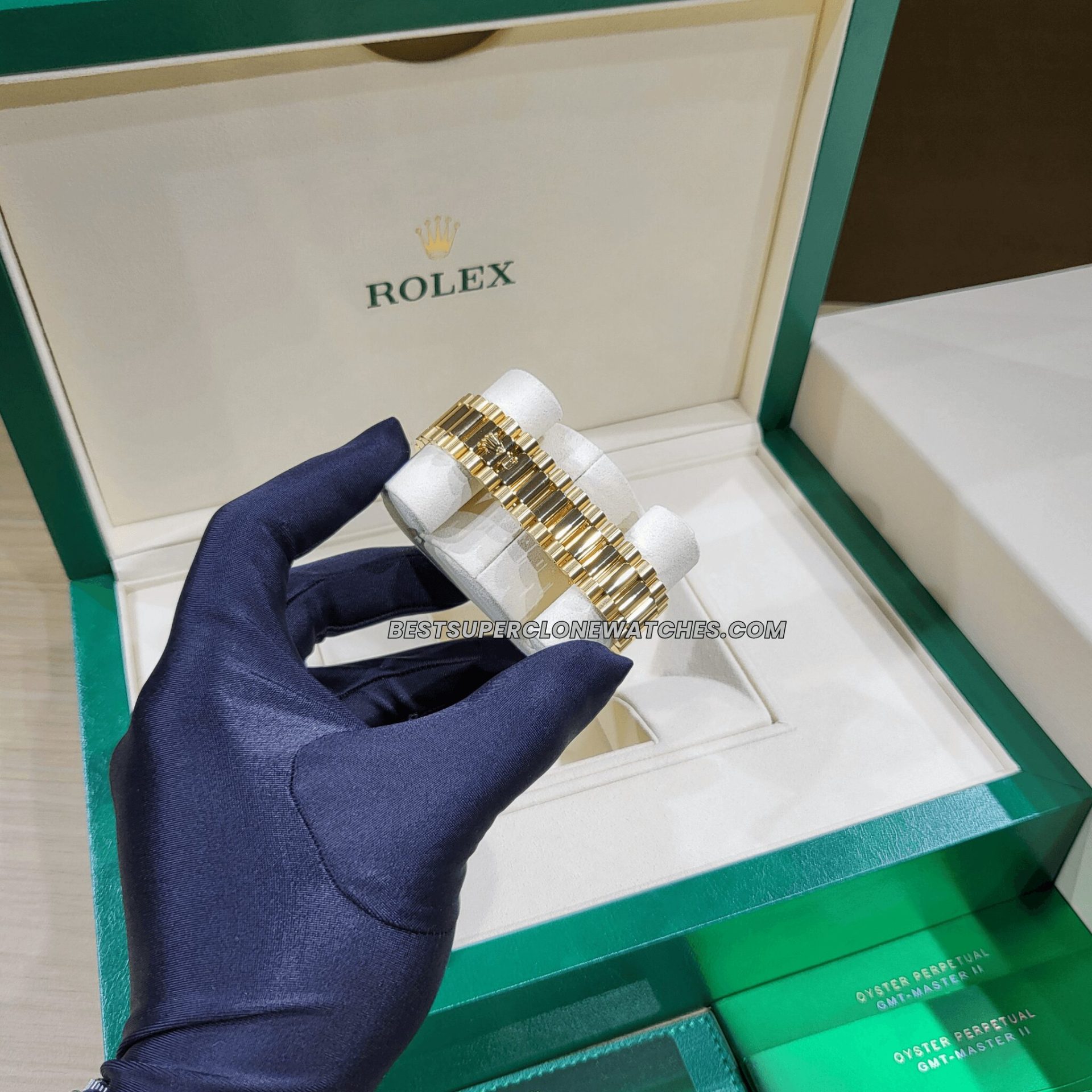 Luxury fake Rolex Day-Date 228238 with fluted bezel and day-date display
