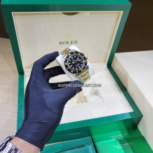 Super clone Rolex Submariner watch with oyster-style two-tone bracelet