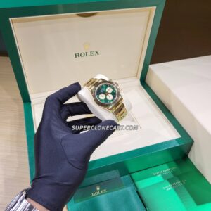 Rolex Daytona green dial yellow gold clone