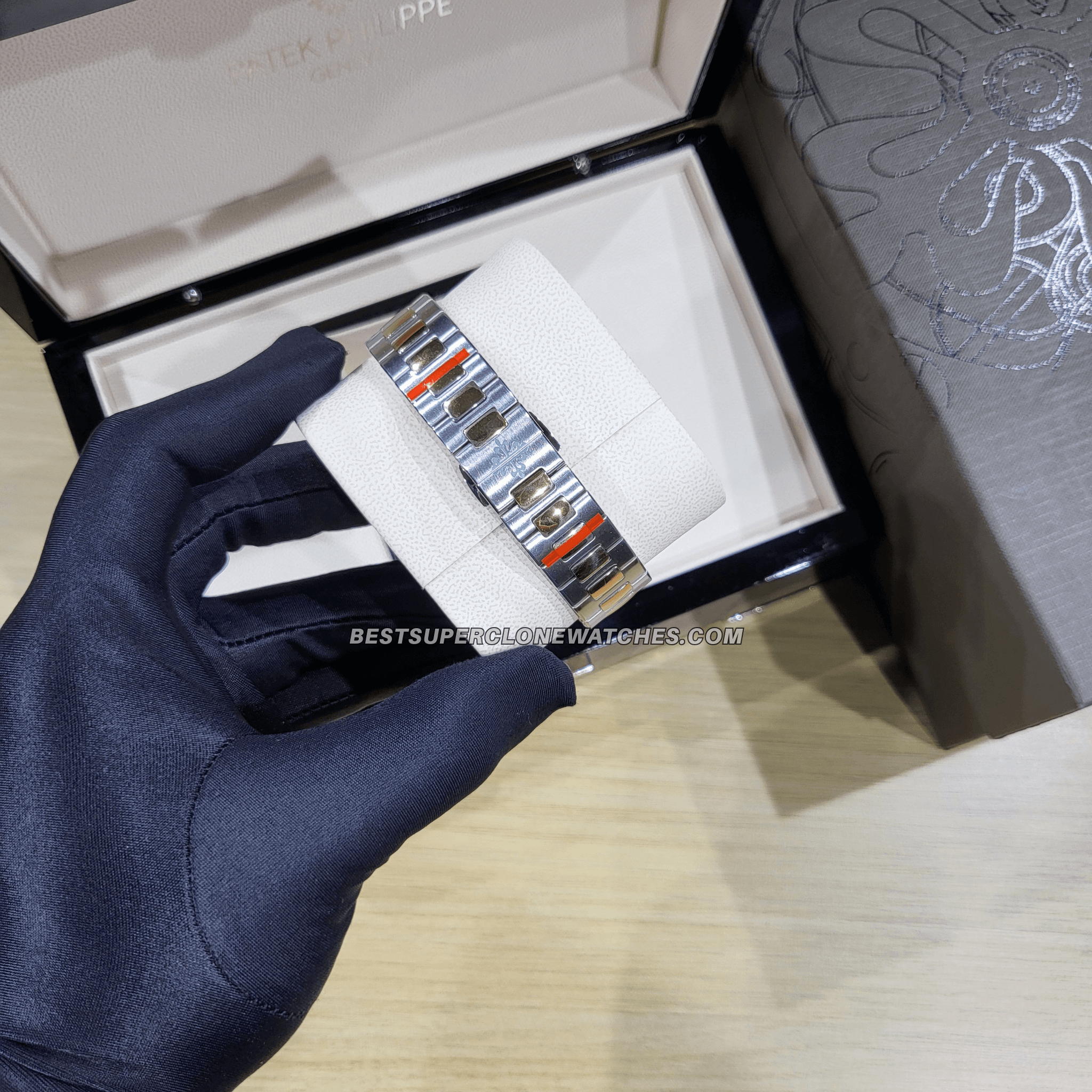 replica of patek philippe watch